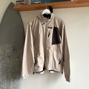 Chlorophylle windbreaker with detachable sleeves fits size large